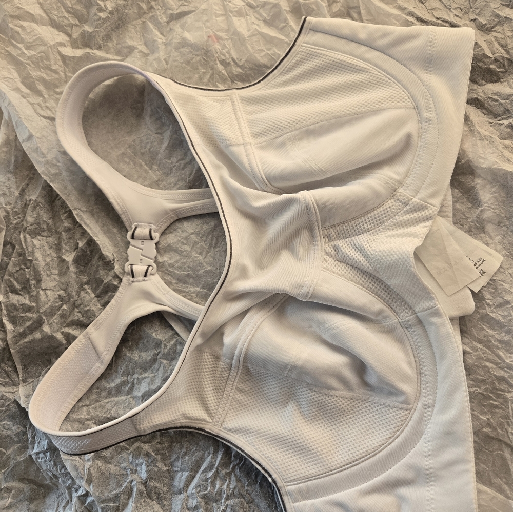 ☕️ YVETTE ATHLETIC SPORTS BRA SIZE 36D-F